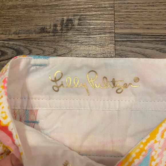 Lilly Pulitzer Women's size 4 100% Cotton Walsh Short in Blue Bikini Fish Print - Picture 2 of 5